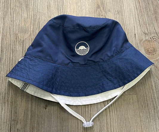 White  F4A Reversible Bucket Hat, Youth