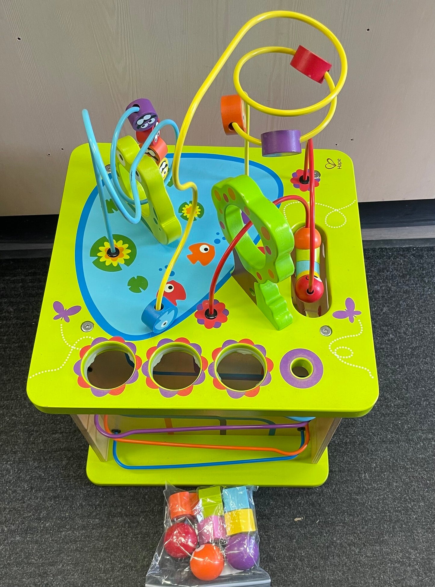 Multi  Hape Country Critters Woo, 12M