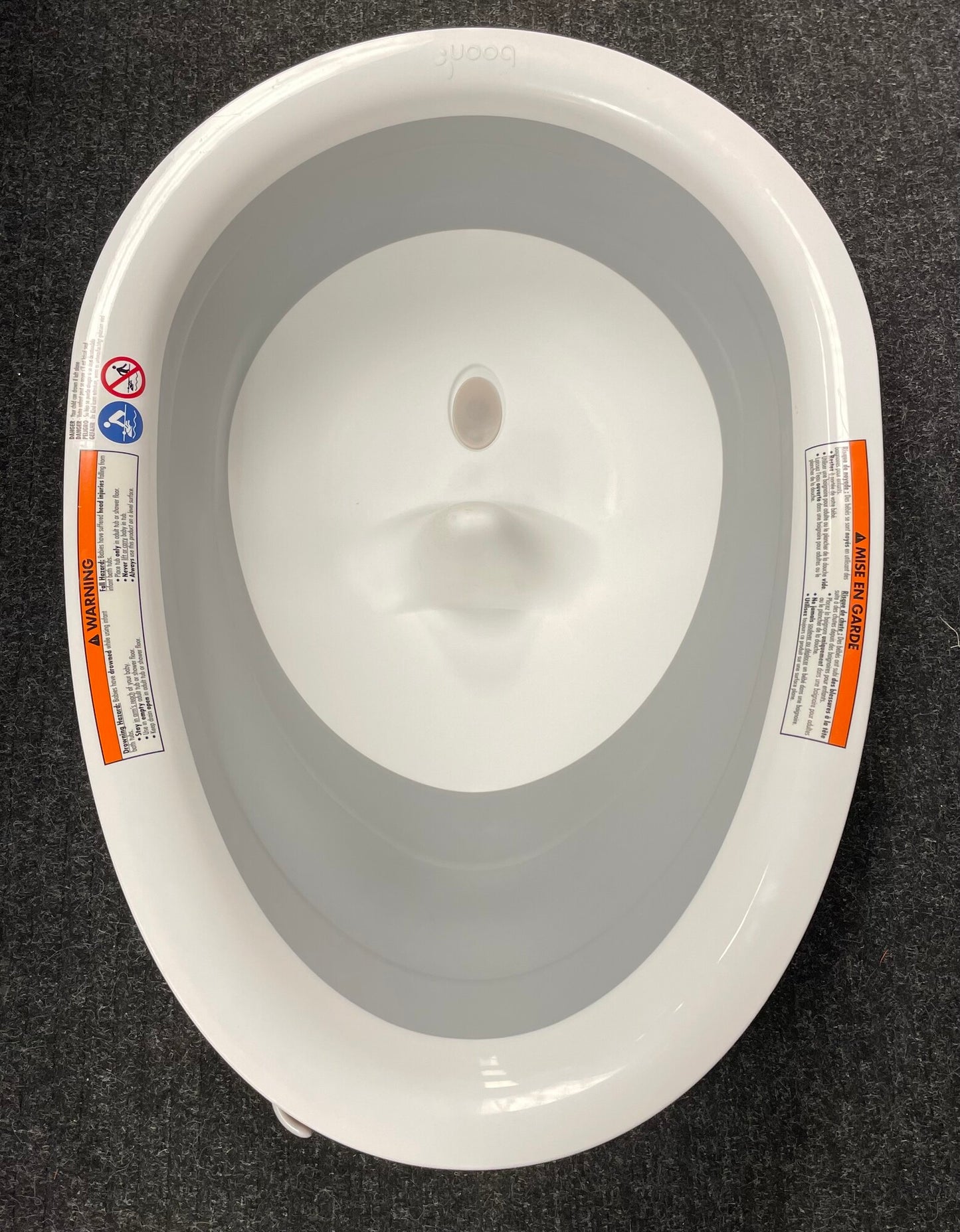 White  Boon Naked   Bath Tub, Pre-owned