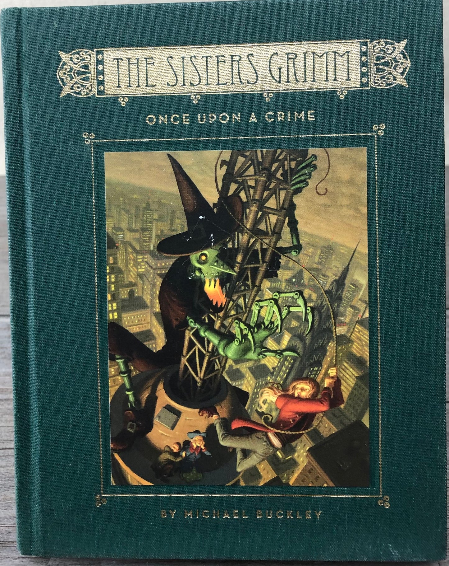Green  The Sisters Grimm, Hardcover
