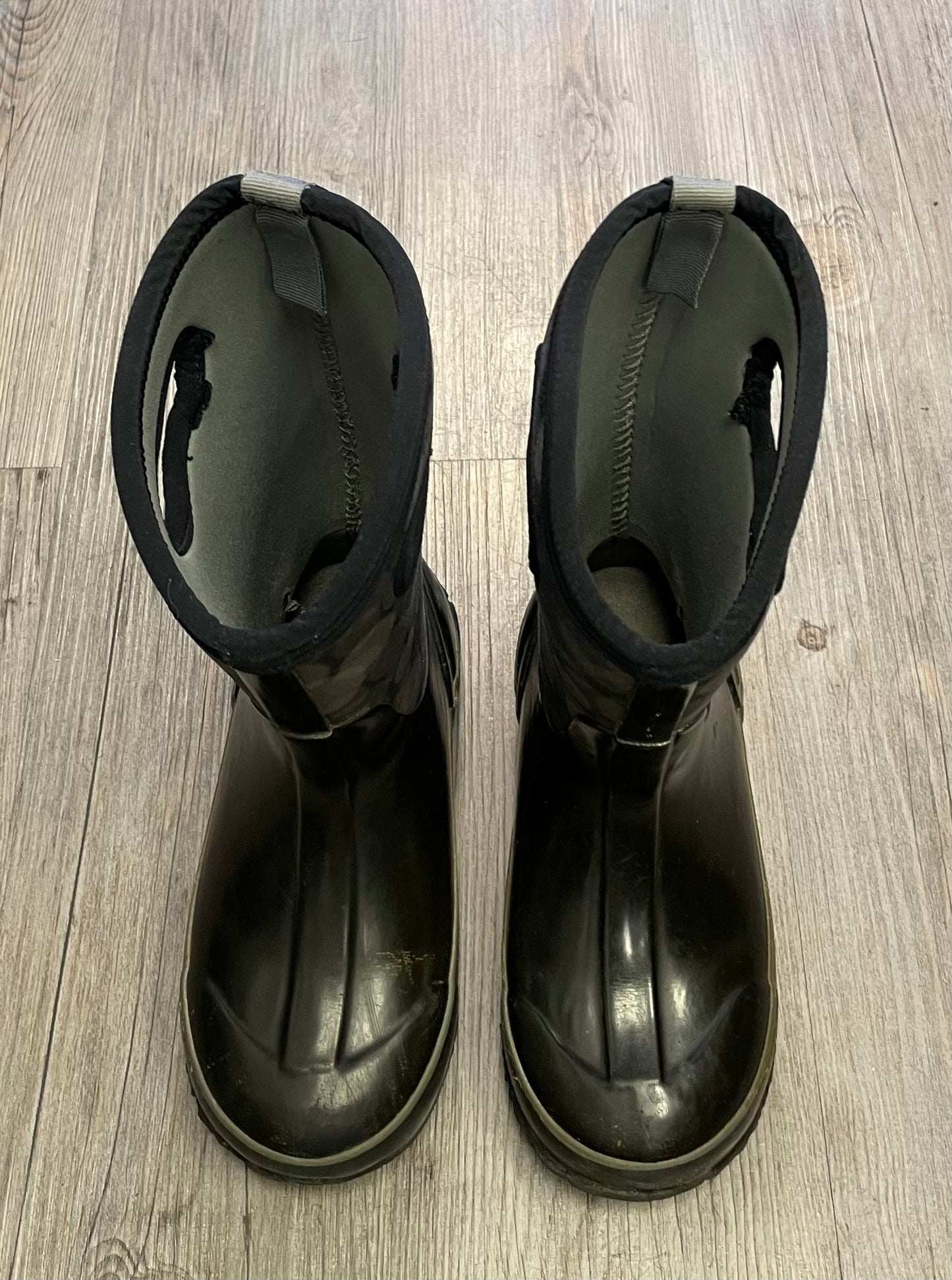 Blk/grey  Bogs Winter Boots, 2Y