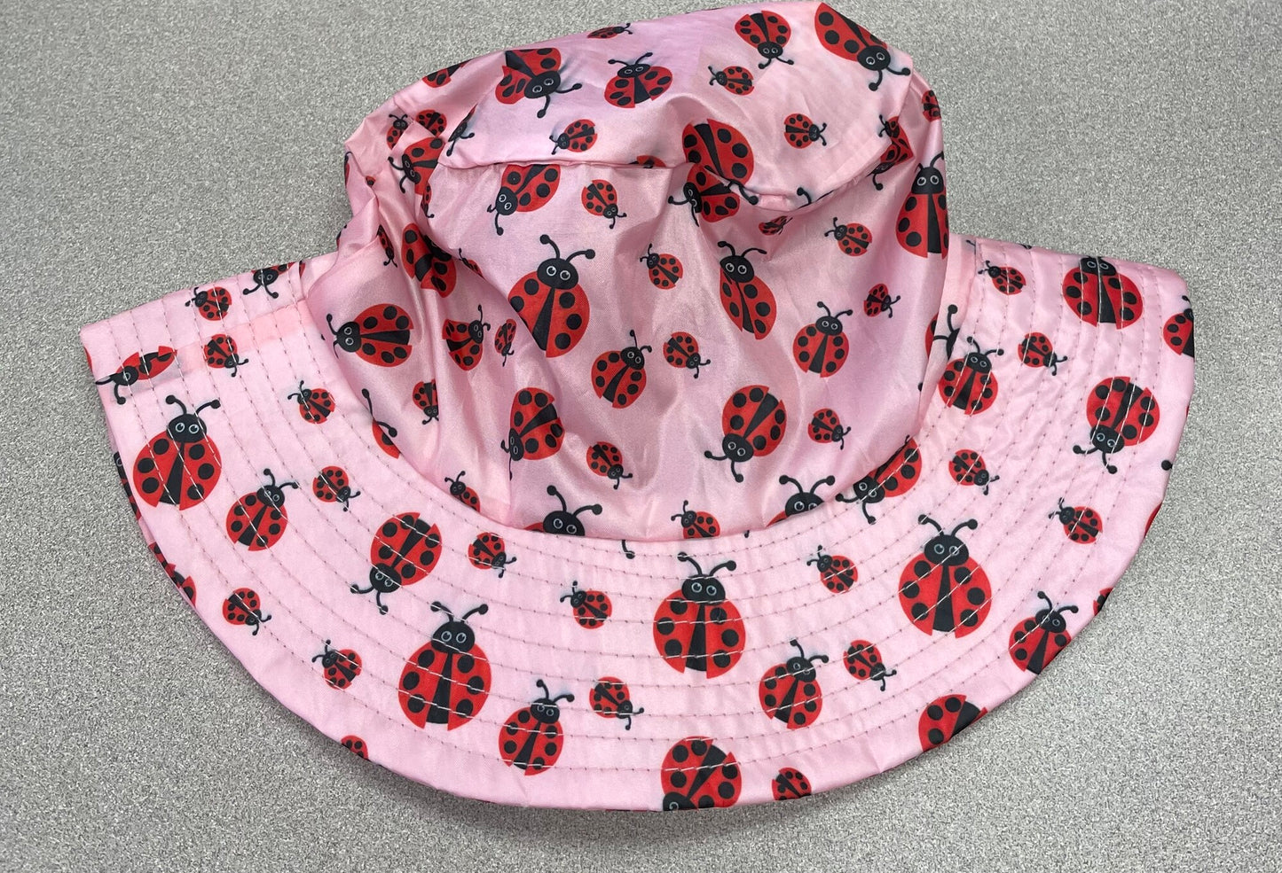 Pink/red  Ladybug Bucket Hat, 18-24M