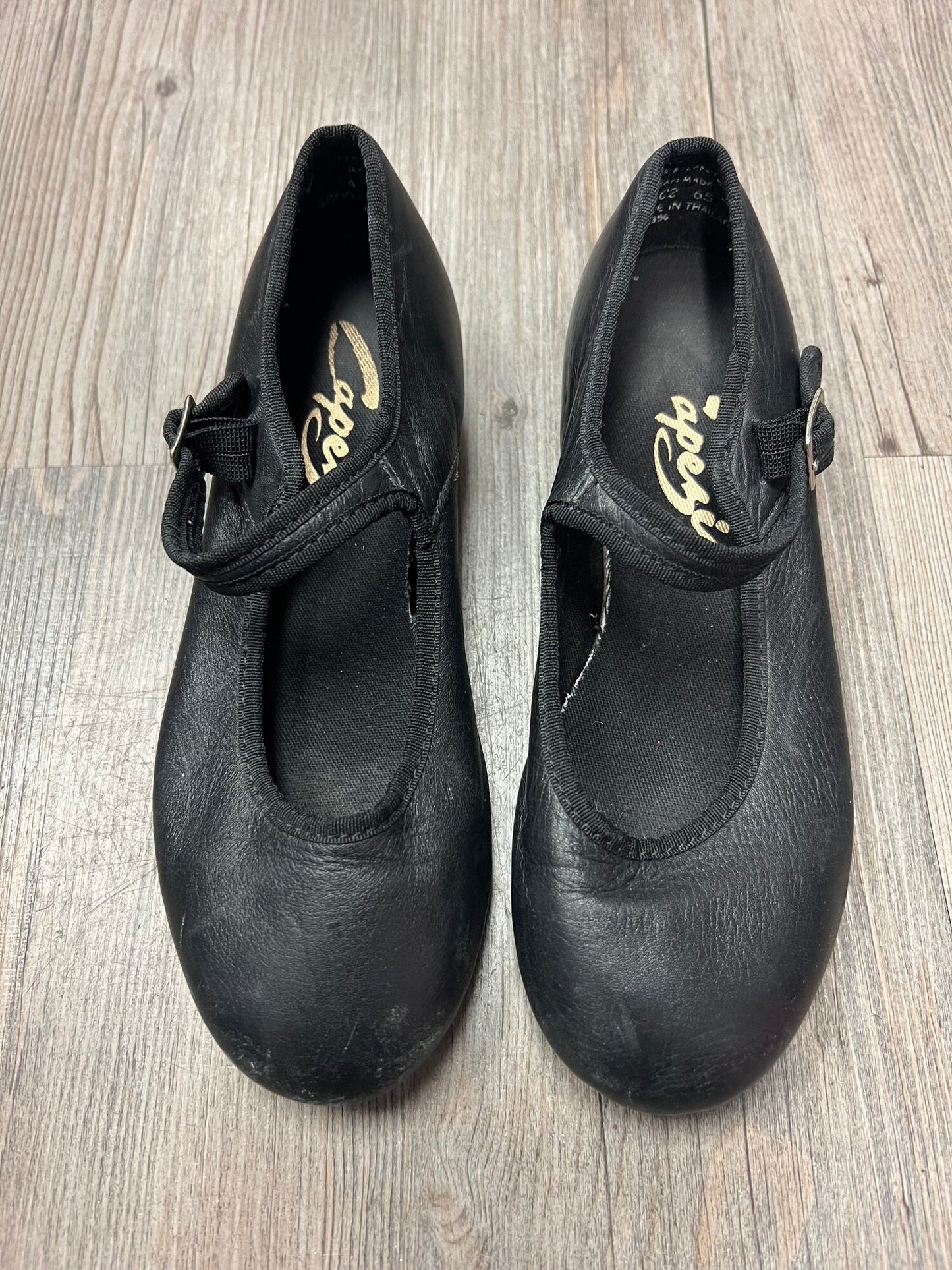 Black  Capezio Tap Shoes, 4.5Y