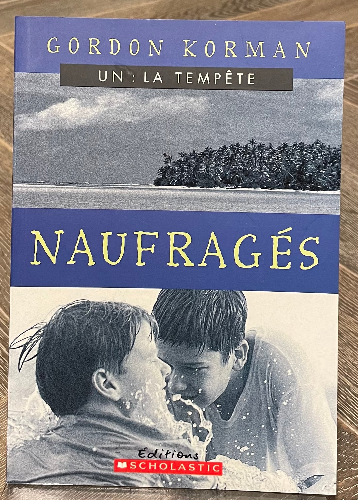 Multi  Naufrages, Paperback