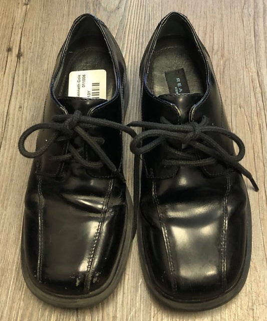 Black  Reaction Kenneth Cole, 13Y