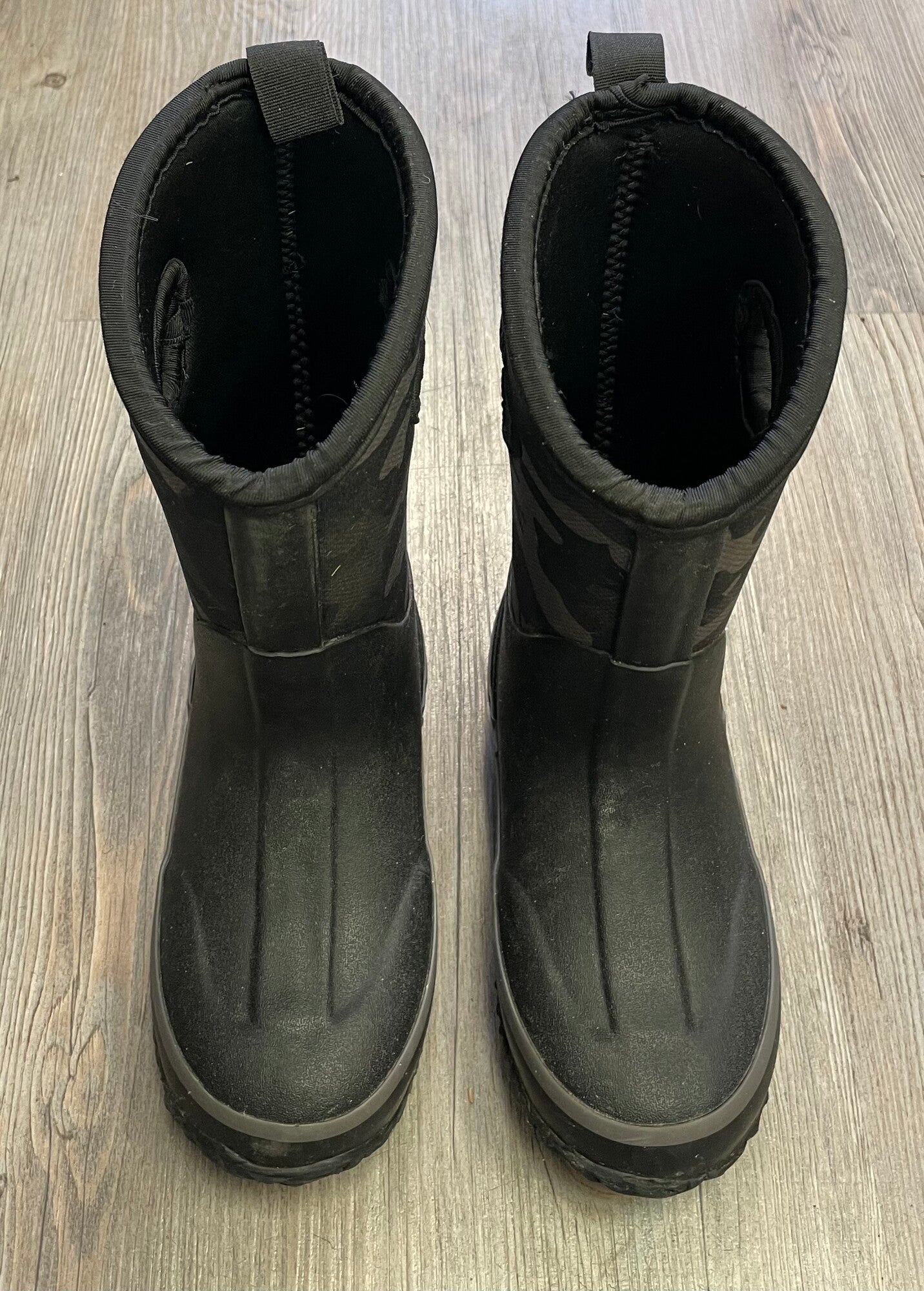 Camo  Elements Winter Boots, 11Y