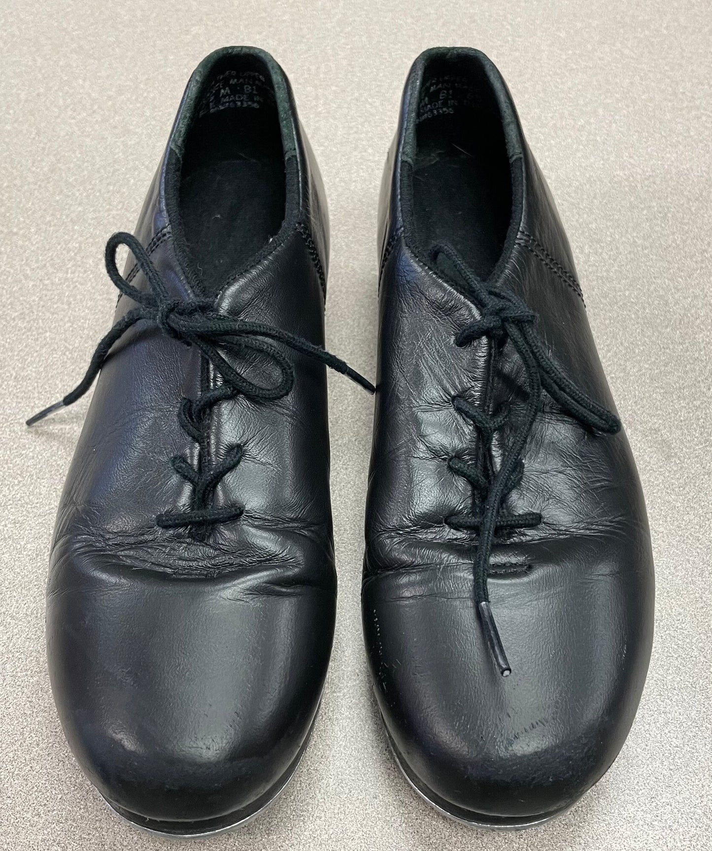 Black  Capezio Tap Shoes, 5.5Y