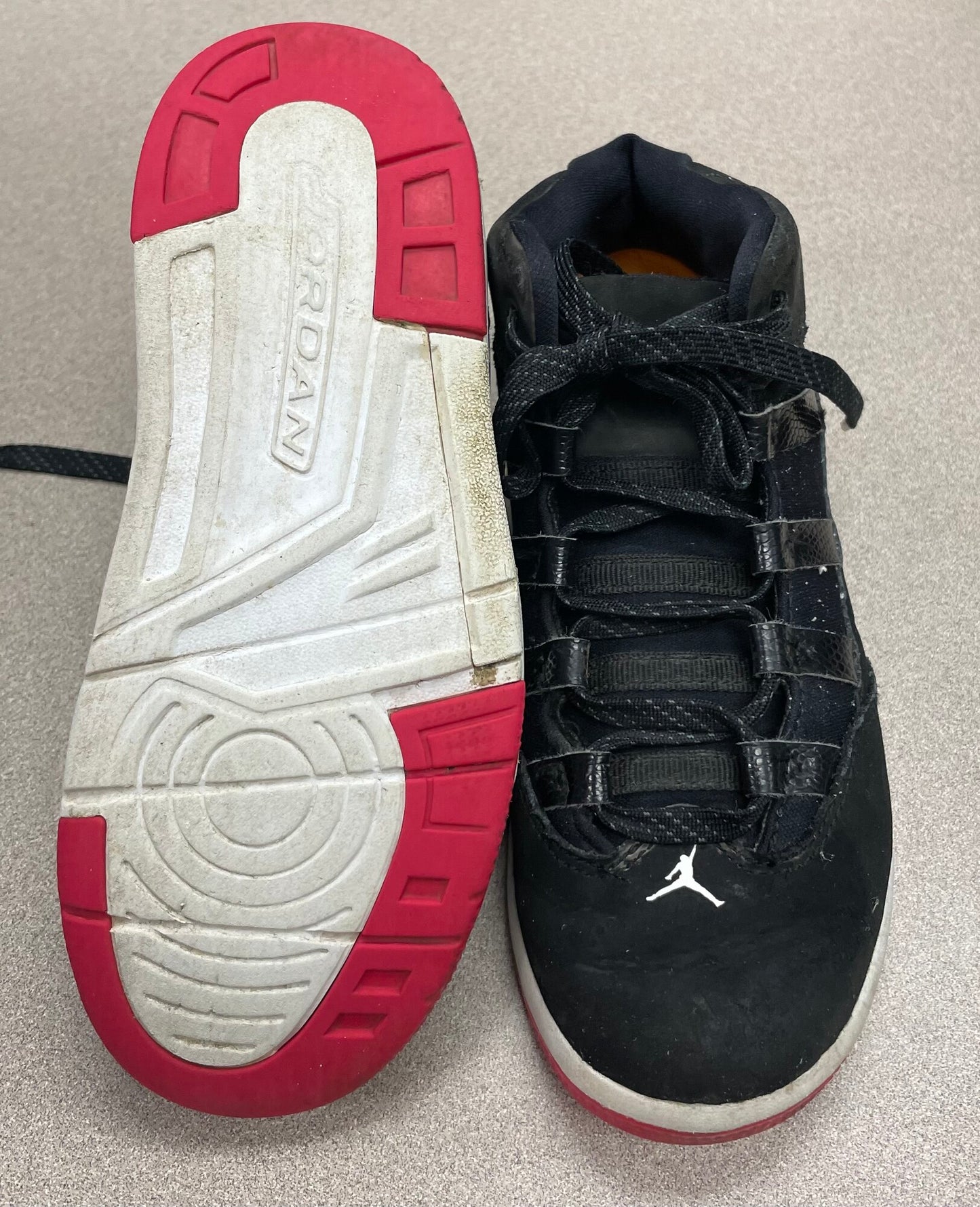 Black  Jordan Shoes, 1Y