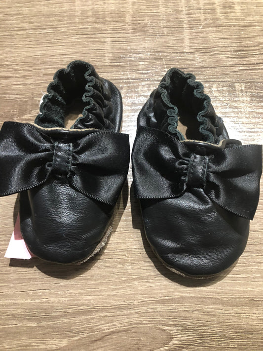 Black  Robeez Infant Shoes, 0-6M