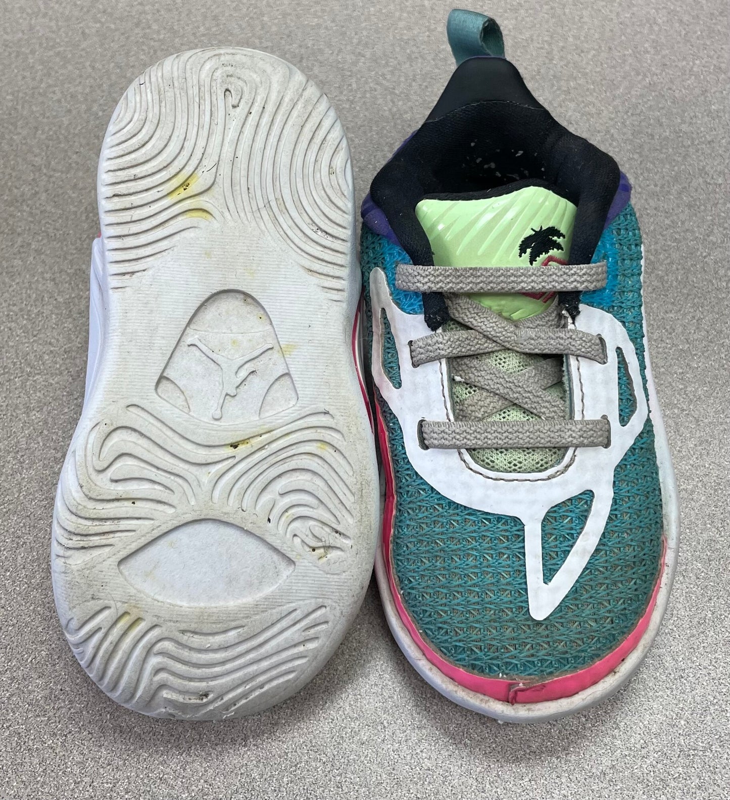 Teal  Jordan Deuce Toddler Shoe, 7T
